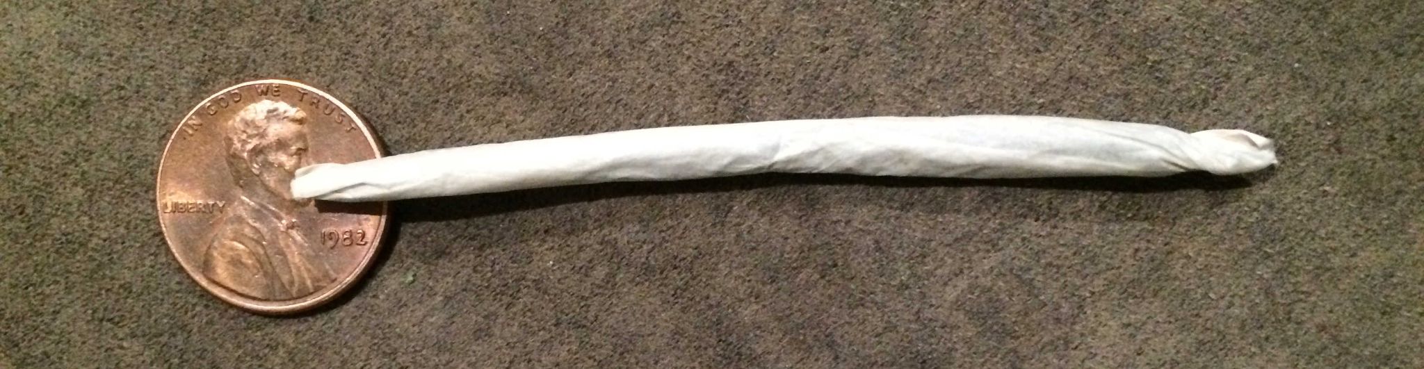 Learn to roll a pinner joint with Atomic Blaze Online Smoke Shop